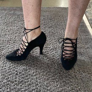 Joan & David Couture Vintage Black Suede Pumps Size 7.5